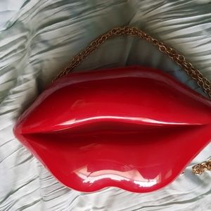RED LIP BAG